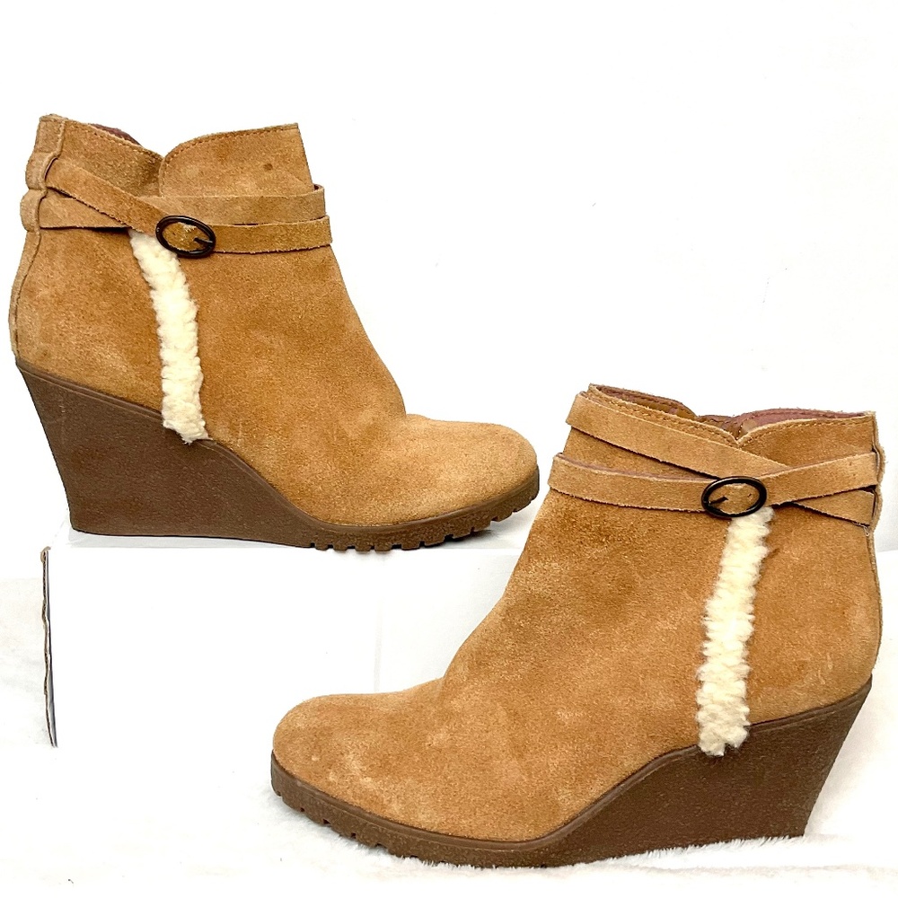 BJORNDAL AMY Fur Lined Brown Zip Up Ankle Wedge Suede Winter Booties Size 9